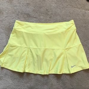 Nike Dri Fit yellow tennis skirt built in spandex